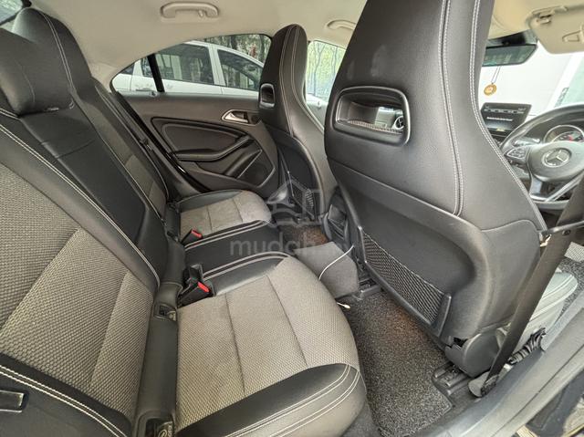 2017 Mercedes Benz CLA-CLASS 1.6 180 AMG (A) - 4