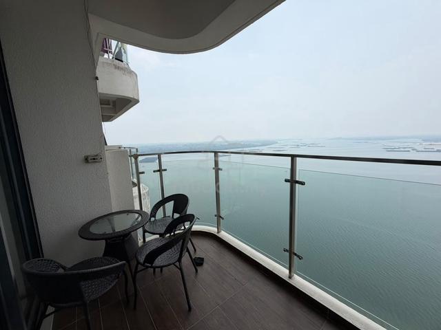 Bay Laurel @ Country Garden Danga Bay 1