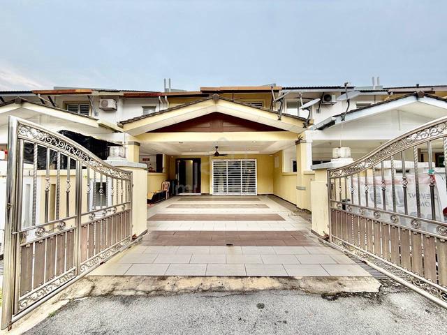[BELOW MARKET|TERMURAH] Double Storey Kota Emerald Rawang (Type EBONY) 1
