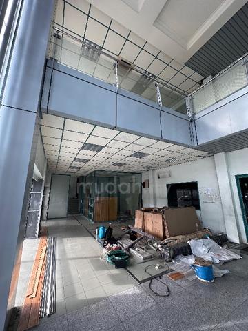 Kolombong warehouse | Roadside|For rent 1
