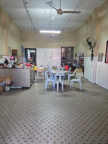 Double Storey Shophouse For Sale @ Jalan Kota, Taiping 1