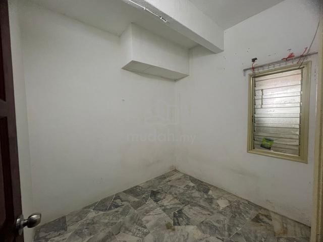 Taman Sri Gombak 2 Sty house for rent 1