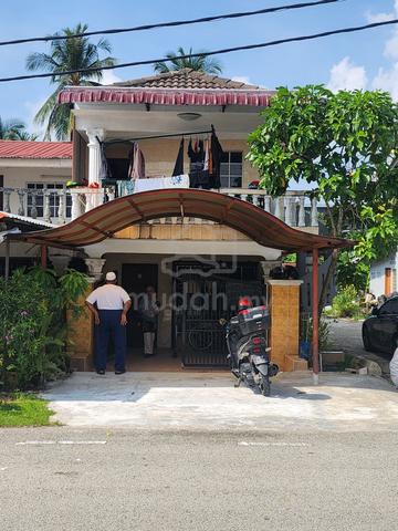 (ENDLOT MURAH) 2 Storey Terrace Taman Serdang Jaya, Seri Kembangan 1