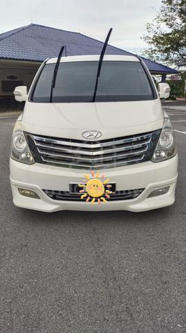 2011 Hyundai GRAND STAREX 2.5 ROYALE (A) - 1