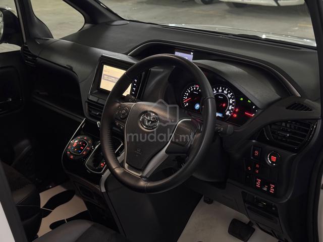 2021 Toyota VOXY 2.0 ZS KIRAMEKI 3 - 5