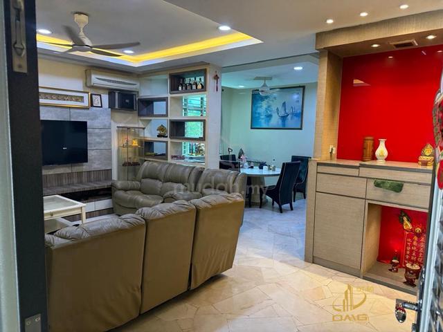 Ara Damansara corner house for sale super limited renovated extended 1