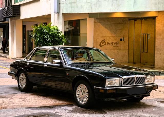 1990 Jaguar Daimler Sovereign XJ40 (4.0) - 5