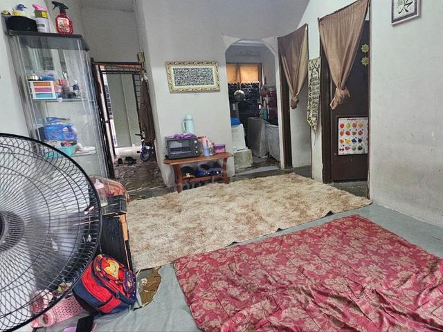 Taman Kosas Flat (Jalan Kosas 3) 1