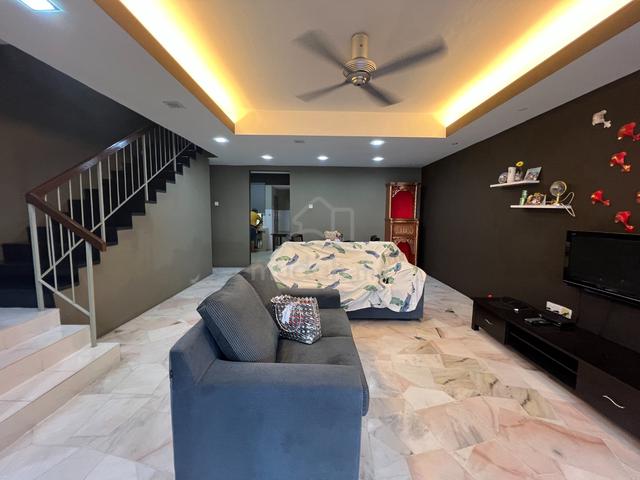 Bandar Mahkota Cheras 2-Storey Terrace | Renovated | Freehold | 1