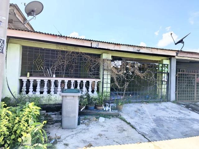 Taman Maju Rumah Setingkat Low Cost 1