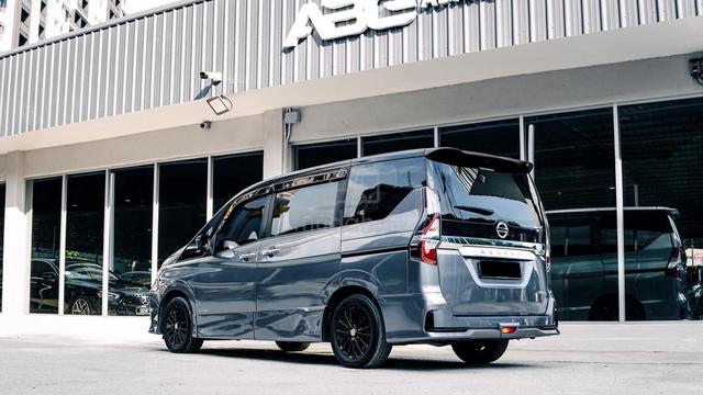 Nissan SERENA 2.0 PREMIUM MPV F.LIFT P.DOOR 2022 - 2