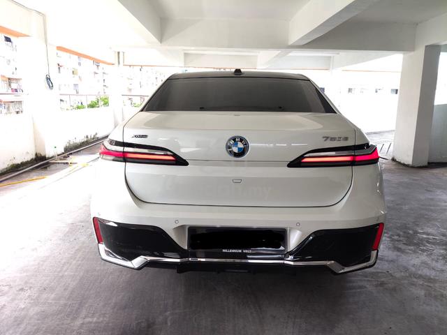 2023 Bmw 750e 3.0 xDRIVE M-SPORT UNDER WARRANTY - 3
