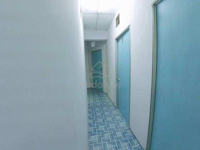 Hotel 5 BILIK Untung  1