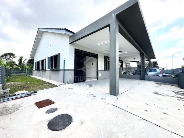 Semi-D | Fully Extend | 4 Bedroom | New Kitchen Cabinet | Extra Land 1