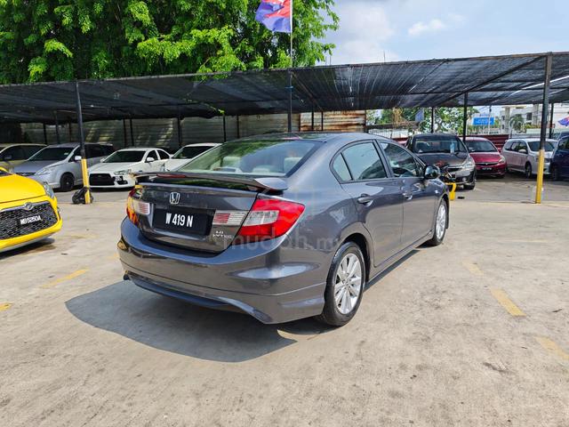 2014 Honda CIVIC FB 1.8 (AUTO) - 3