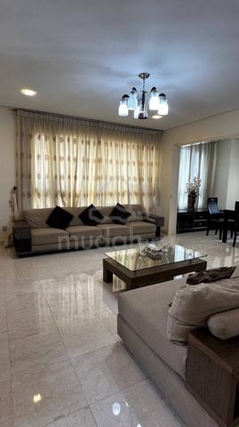 The Capsquare Residences 1