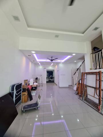 [Gated&Guarded] 2 Storey Semi-D Taman Equine Seri Kembangan 40x80 1