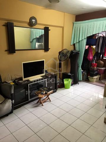 Flat Taman Cahaya Indah 2