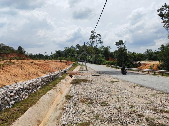 Tanah Tepi Jalan Untuk disewa 1