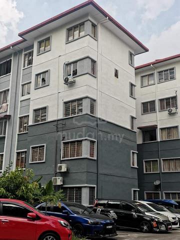 Pangsapuri Elina 1