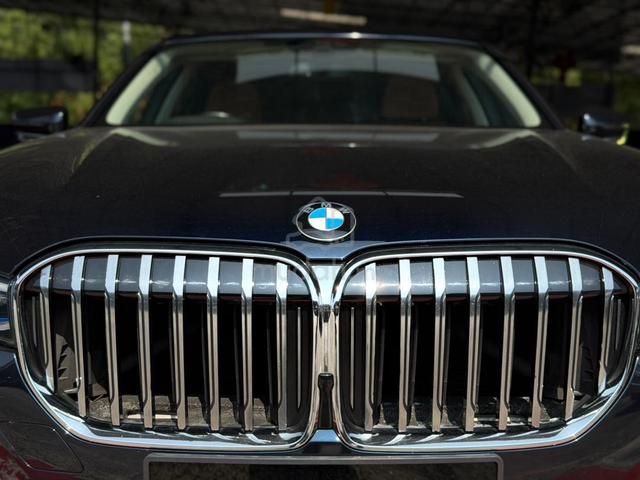 NEW STOCK,BMW 740Le 3.0 PREMIUM, VACUMDOOR TV IPAD - 5