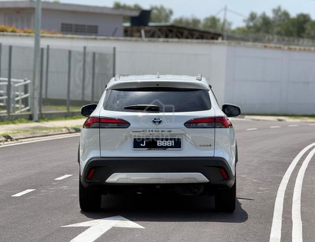 2024 Toyota COROLLA CROSS 1.8 HYBRID (A) Car King - 3