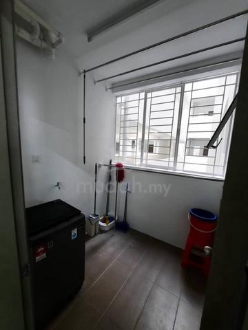 Platinum Splendor Semarak master room 5