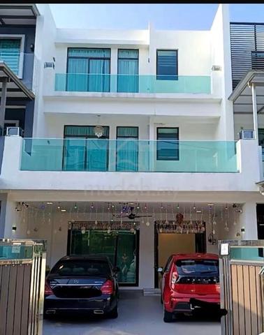 Guarded Three Storey Terrace House 1