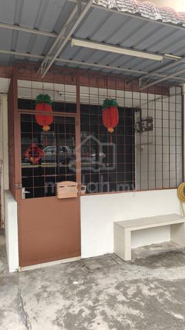 Ground Unit Townhouse For Rent Near Air Itam Farlim Penang 1