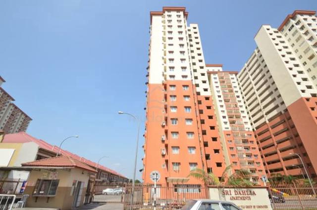 Sri Dahlia Apartment (Kajang) 1