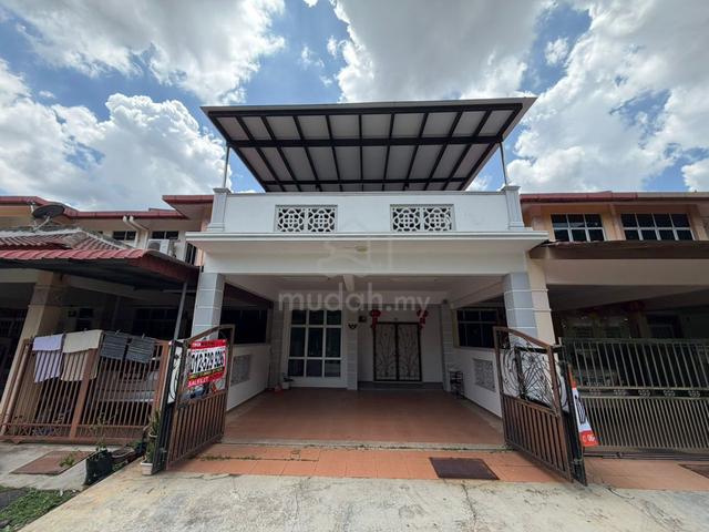 FACING PADANG! 2 Storey Taman Seri Selendang, Batu Berendam Melaka. 1