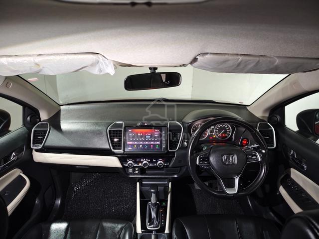 2022 Honda City 1.5 V F/Service Like New - 3