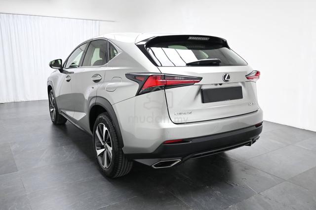 2018 Lexus NX 300 2.0 PREMIUM (A) TIPTOP 1YR WRNTY - 4