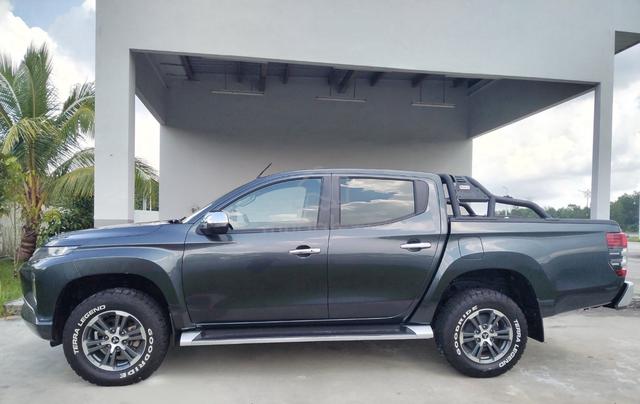 2021 Mitsubishi TRITON 2.4 VGT PREMIUM 4x4 6-speed - 4