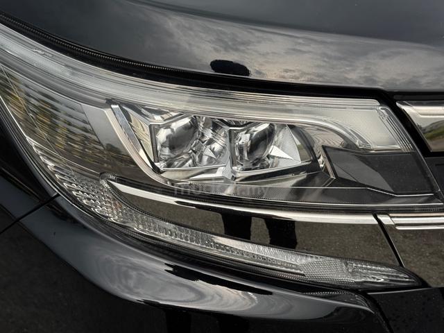 2020 Toyota NOAH 2.0 WXB (A) - 3