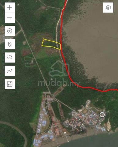 Beach Land at Pasir Putih, Muara Tebas Kuching for Sales 1