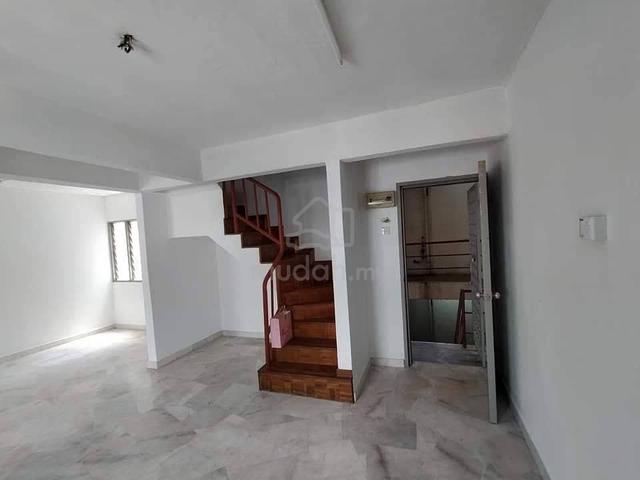 Kota Laksamana Utama Apartment 1