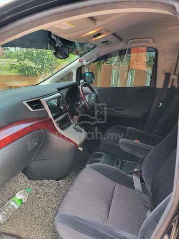 Toyota VELLFIRE 2.4 Z (A) tiptop 1owner 7 seater - 4