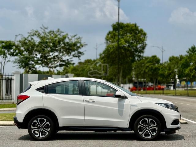 -2019- Honda HR-V 1.5 HYBRID FACELIFT (A) FULL SER - 2