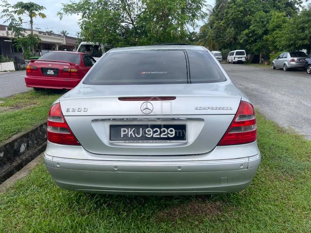 1995 Mercedes Benz 200E 2.0 (A) - 4