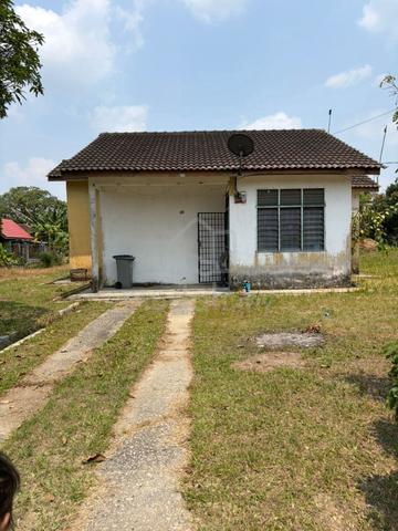 Banglow Setingkat Taman Sayong Pinang Bandar Tenggara Kulai Tanah luas 1