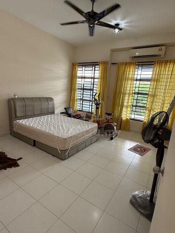 Bukit Indah 2 Storey Terrace For Rent, Fully Furnished with Autogate 1
