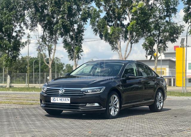 2017 Volkswagen PASSAT 2.0 TSI 380i HIGHLINE (A) - 2