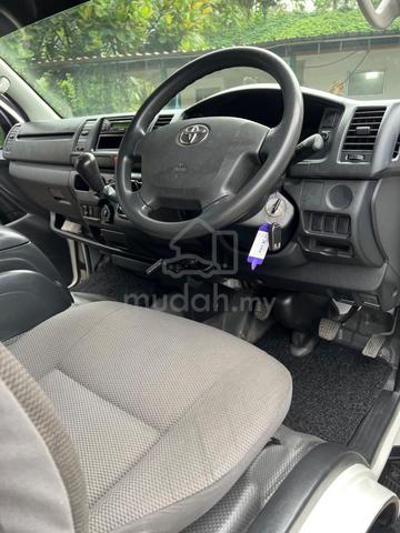 2015 Toyota HIACE 2.5 KDH200R FACELIFT (M) - 5