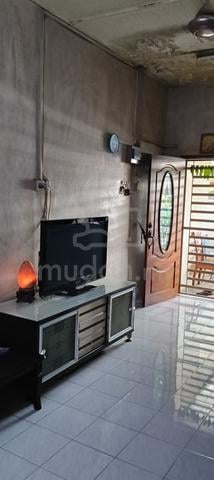 Single Storey House at Chai Leng park 1