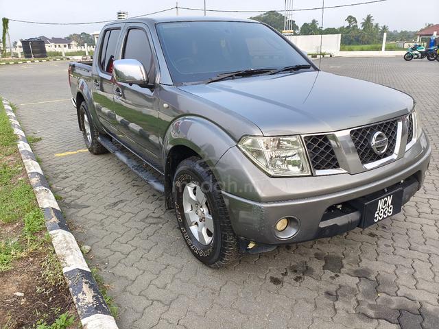 2011 Nissan NAVARA 2.5 LE (A) - 1