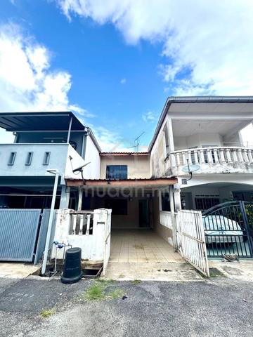 2 Storey | Jalan J, Taman Melawati KL 1