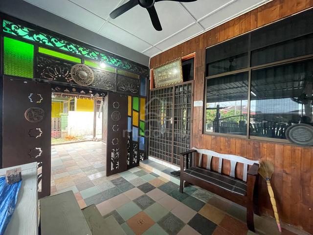 Taman Gemilang Lunas Fully Reno Furnished Non Bumi Semi D ada Pool 2