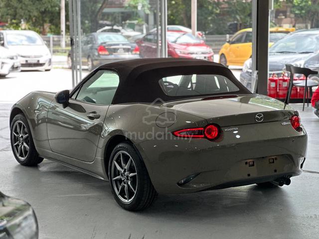 2023 Mazda MX-5 1.5 RARE COLOUR 2K KM ONLY NEW CAR - 2