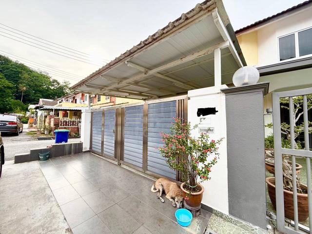 18x65sqft - Double Storey Taman Universiti Indah, Seri Kembangan 1